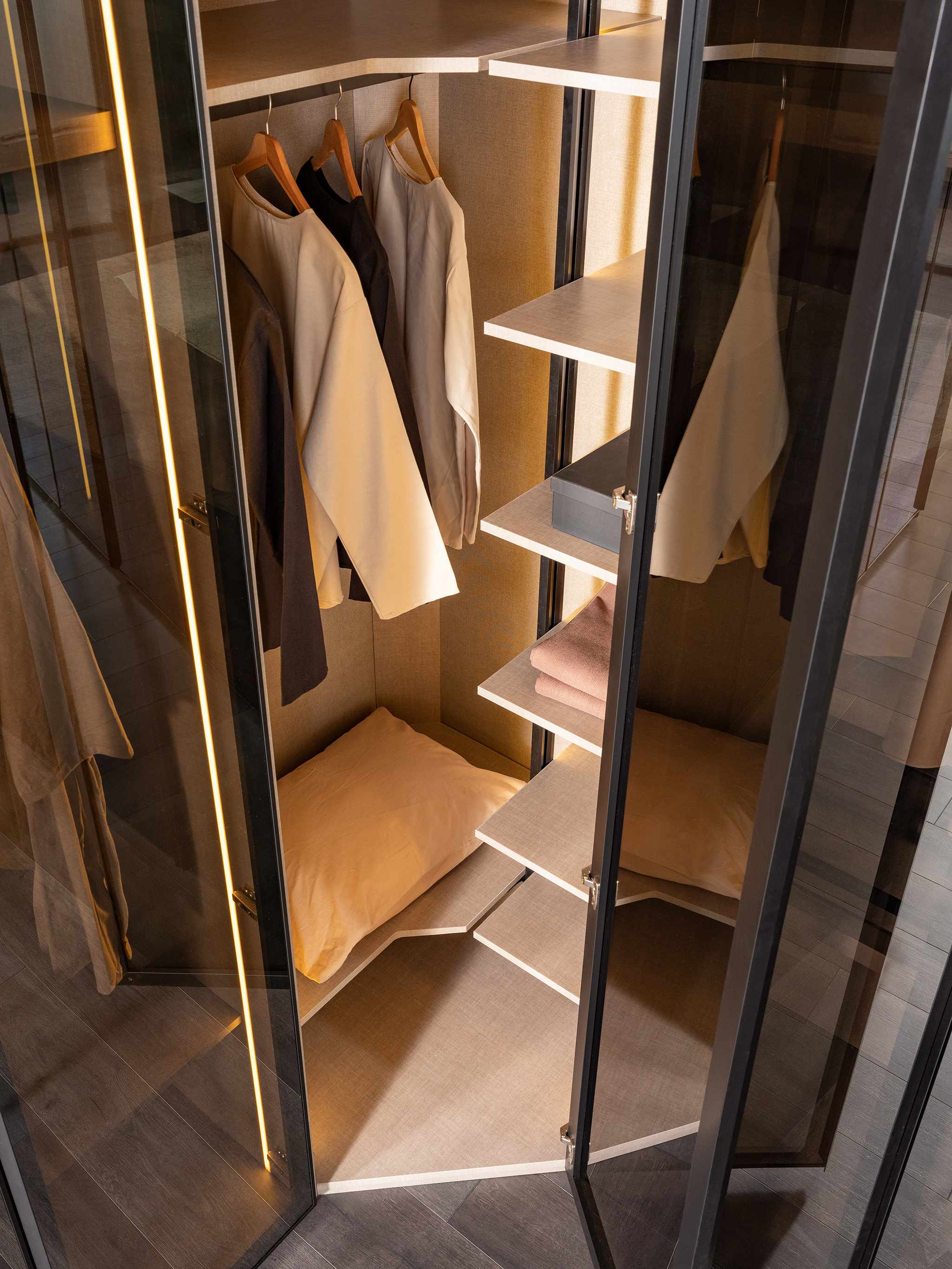 Dulap modular Velvet - Exclusive Collection, pe comandă