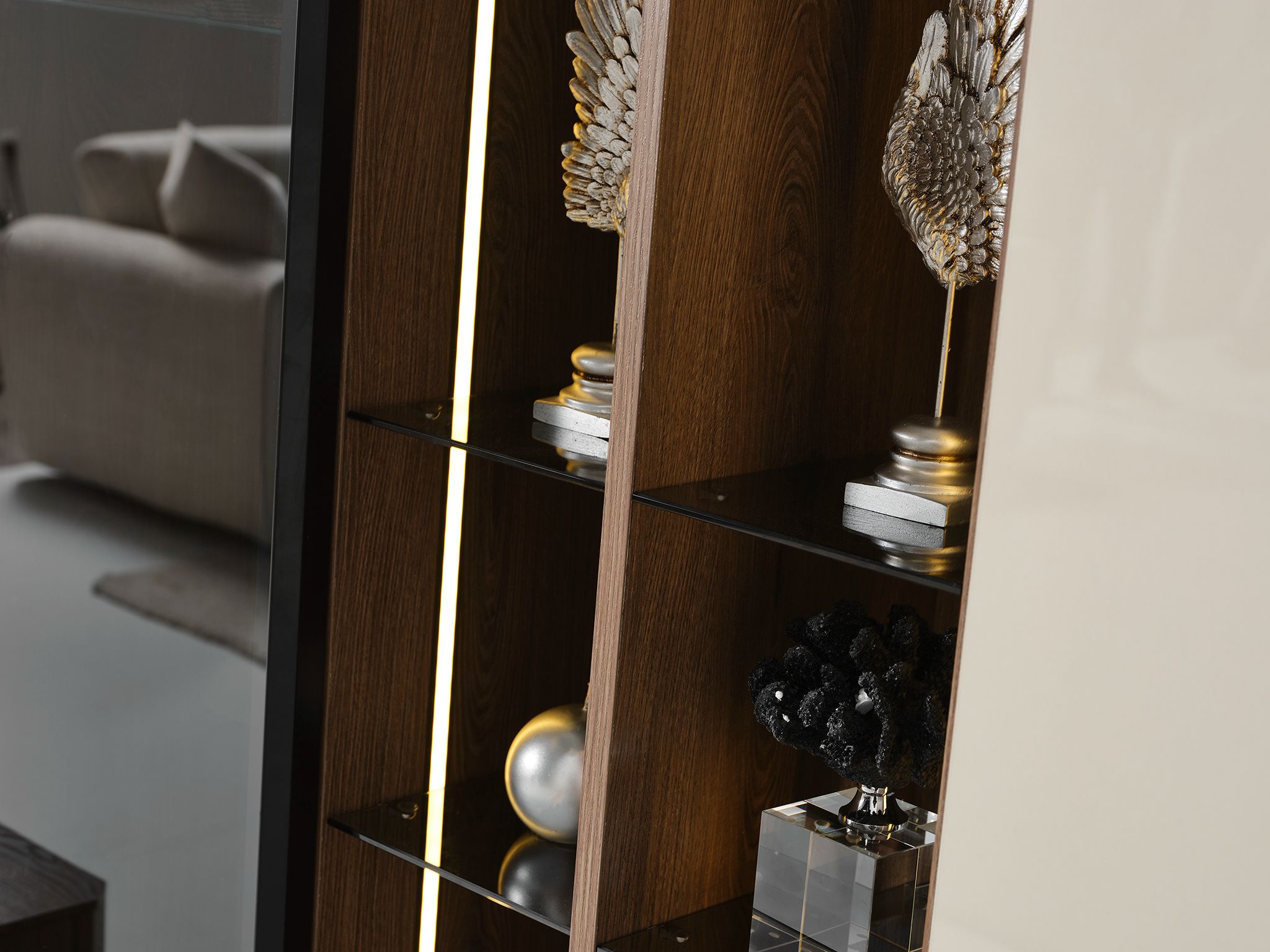 Unitate de perete Light