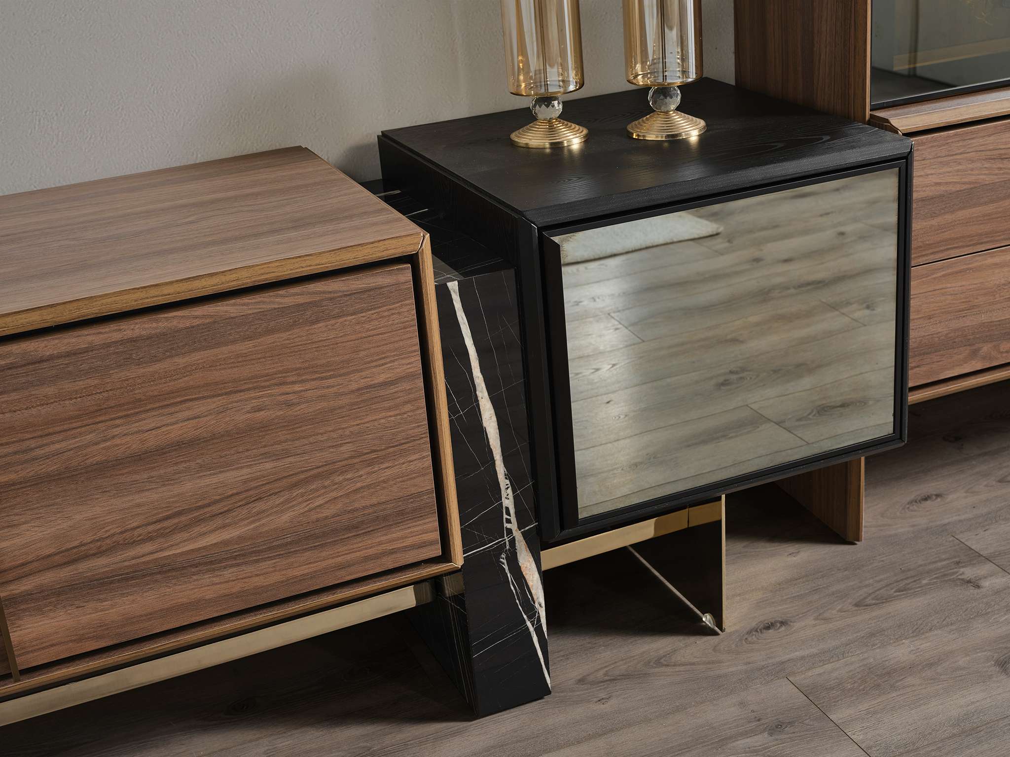 Unitate TV Onyx